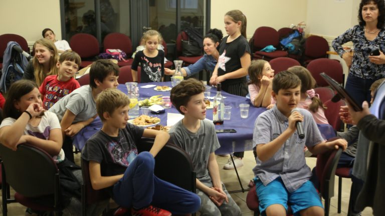 Shabbat dinner for the families in Shavei Tzion congregation